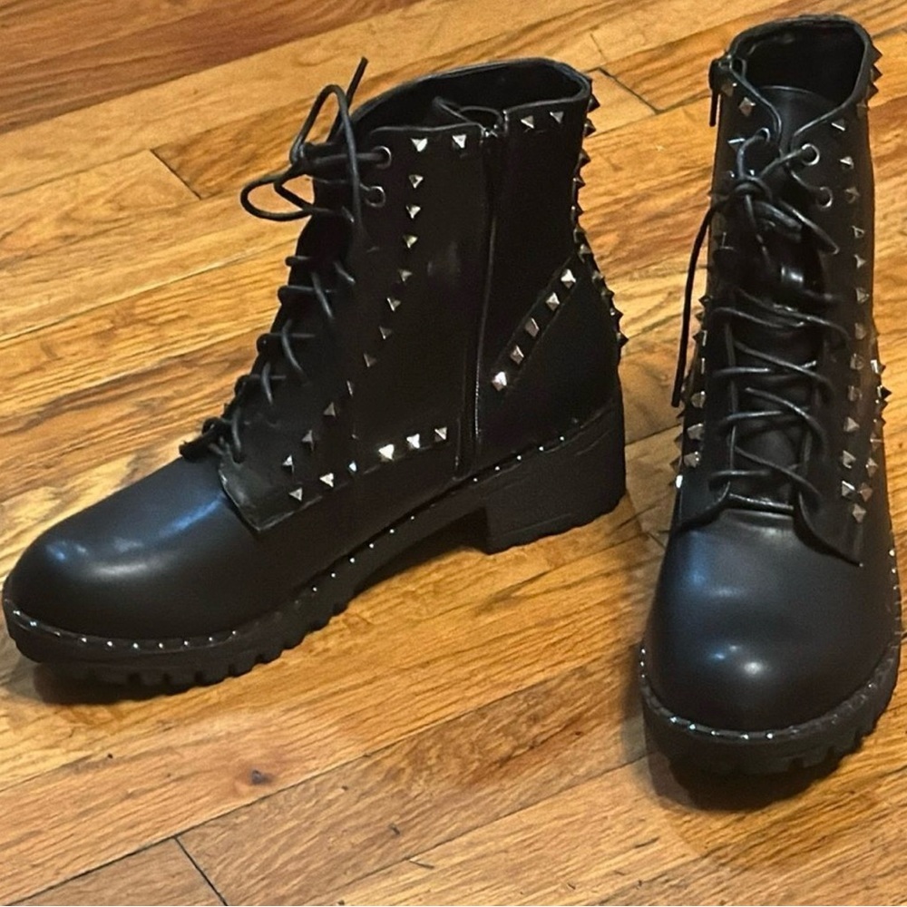 Black Studded Women's Boots